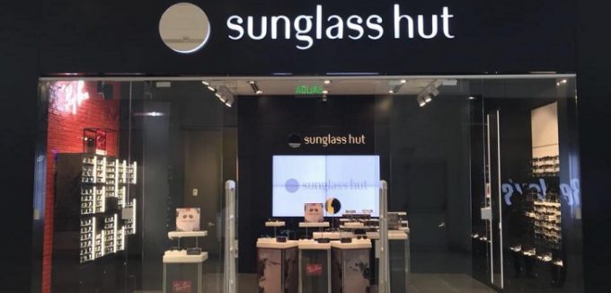Sunglass Hut (Kiosko)